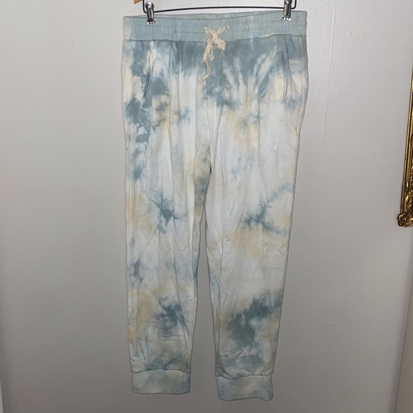 🎱Adorable yellow & blue tie dye sweats with a lace band! - Picture 2 of 6